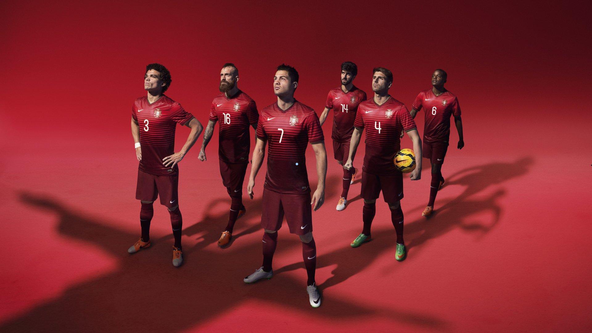 NBA官方定格VJ-埃奇库姆飞跃申京暴扣,呼吁全球球迷珍藏这一篮球艺术瞬间