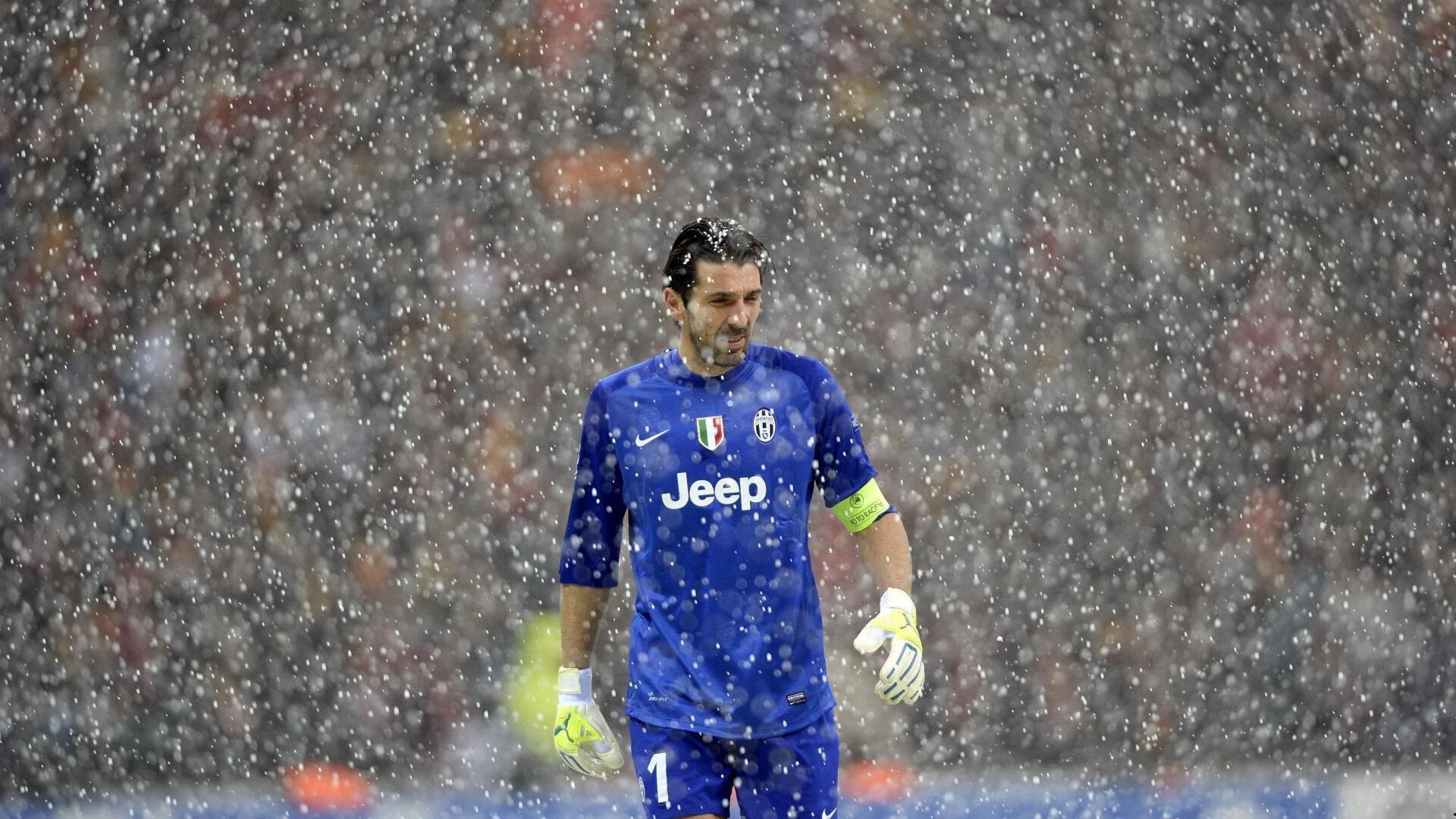 克里斯蒂独揽26分6篮板闪耀全场,独行侠主场击退尼克斯迎关键胜利